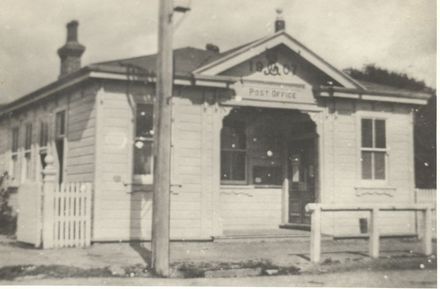 Manakau Post Office