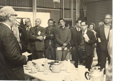 Flower growers visit Levin Hort. Research Centre, 1971