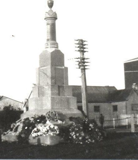 War Memorial, early 1920's