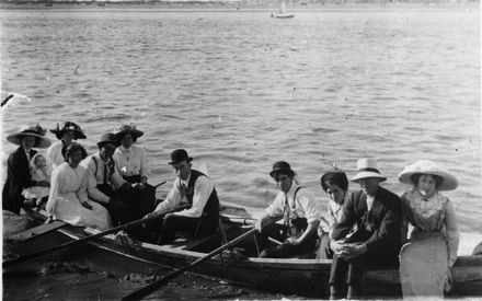 Boating at Foxton Beach
