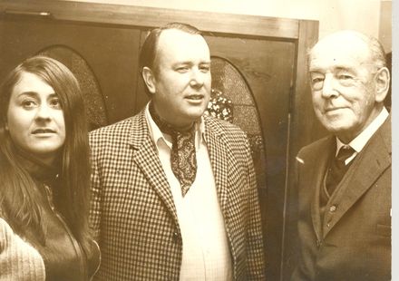 Mr Billing (author) speaker at the Levin Arts Society, 1971 - Resource cover image