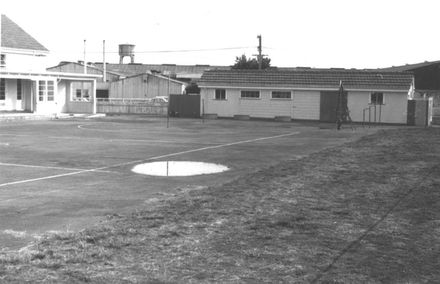 Foxton Primary School - Baths