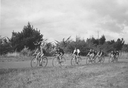 Cycle Race at Victoria Park, c.1940