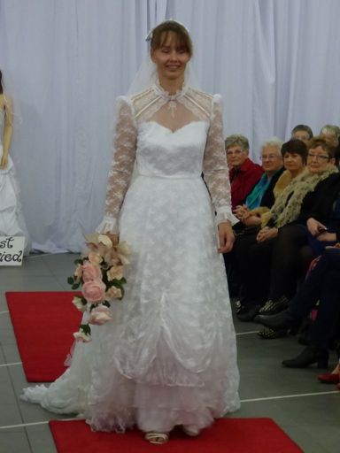 Heritage Wedding Fashion Parade - 1982 Sheila McNabb - photo 2