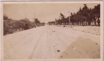 Snowfall on Gladstone Road, 1938