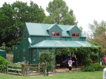 Verandah-side of house Garden 7