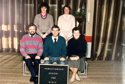 Poroutawhao School Staff Photo 1988