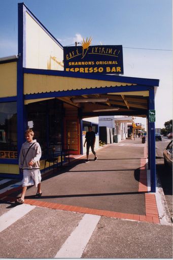 Cafe Extreme, Shannon