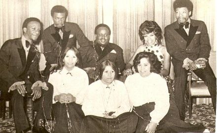 'The Warren Sisters' - Resource cover image