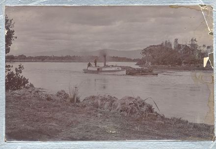 Walter Bock's river boat