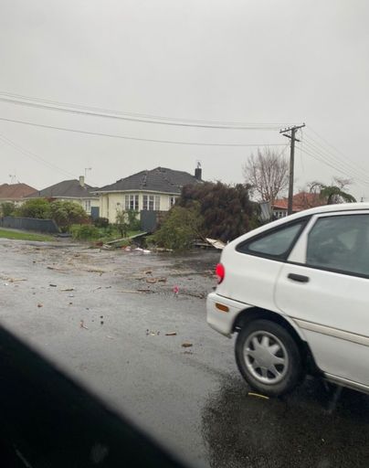 Tornado damage - Winchester Street
