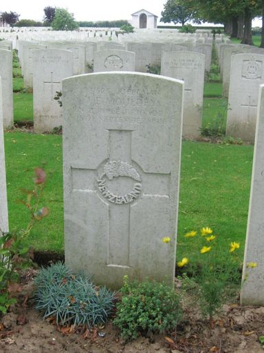 John Earl MOULDEY grave