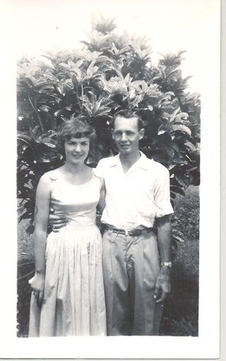 Joan Sutton  and John Elliot, after their engagement (1952-1953) - Resource cover image