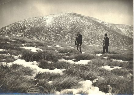 Wilf & Arnold Ransom on Mt Hector (Otaki)