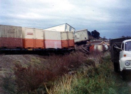 Derailed train north of Shannon, 1983 - Resource cover image
