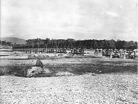 Railway bridge over Otaki River