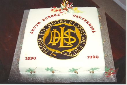 Levin School - Centennial cake, 1890 - 1990