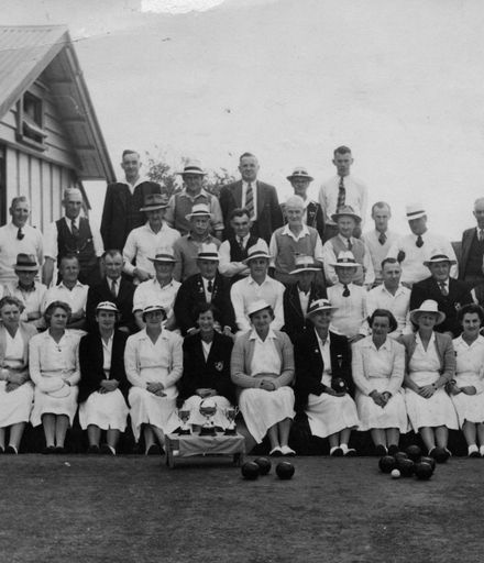 Shannon Bowling Club Members, c.1947