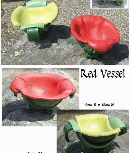 red  and yellow vessels