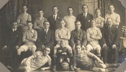 Underwood United R.C Football team 1914 M. 1914-1918.
