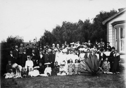 Butt - Shaw Wedding Group, c.1908