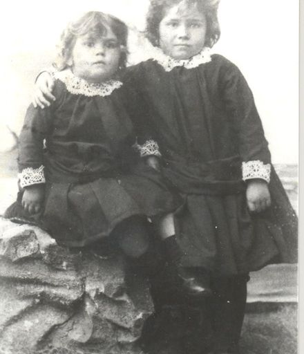 Sisters, Olive and Ellen Knight, 1887-88
