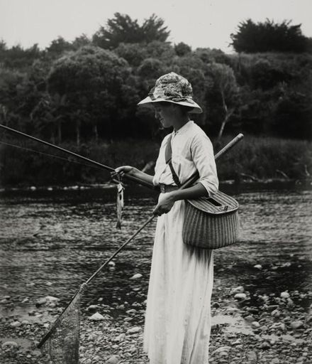 A Fair Fisher 1913