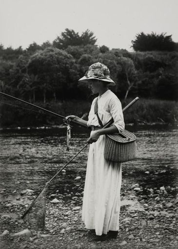 A Fair Fisher 1913