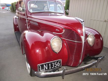 IMG_2073 1939 Ford V8