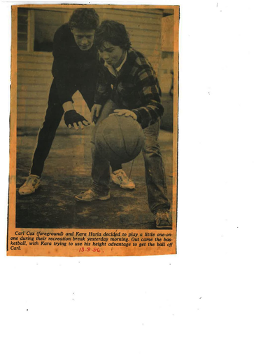 Mrs Hearfield's unmounted clippings 32 - Resource cover image