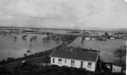 Flooding at Rangiotu, c.1926