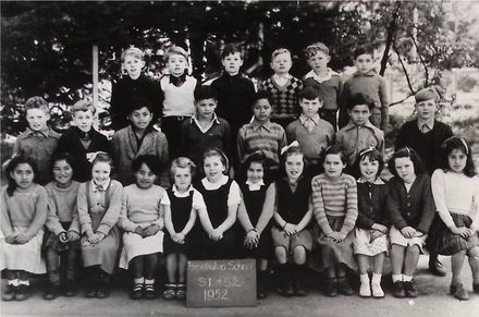 Poroutawhao School Middle Class Photo 1952