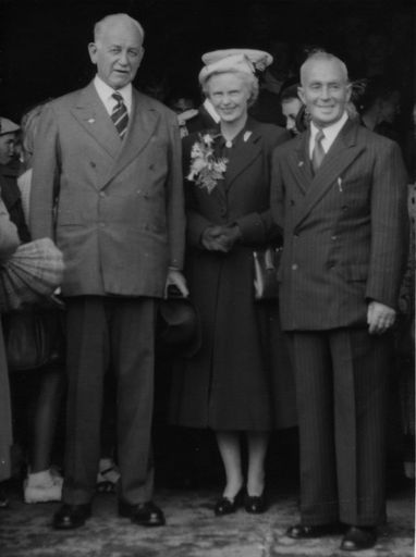 Govenor General Norrie, Lady Norrie and Mayor Podmore 1954