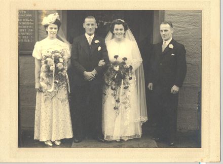 Wedding party - Jessie (nee Kellock) and Sammy