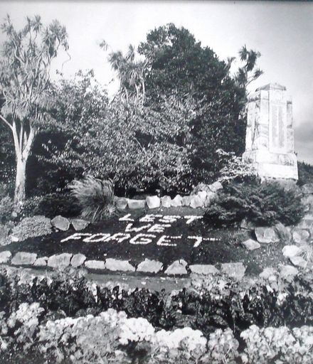 War Memorial, Levin Public Gardens, 1982