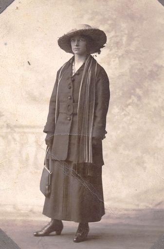 Young Lady. 1914-1918.