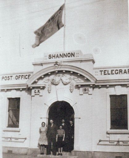 Shannon Post Office and staff, c.1940