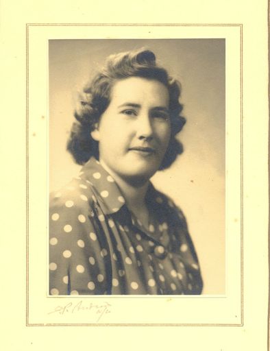 Jean Ransom, aged 21 years, 1944