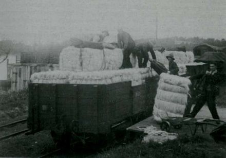 Loading flax from NZ Shipping Co store