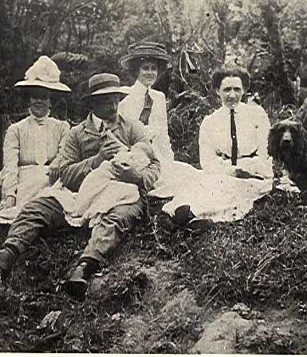 Clayton family picnic, Otaura Stream (Shannon), c.1910