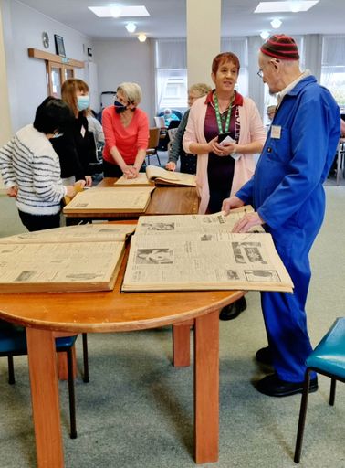 Libraries Horowhenua outreach to the Levin Baptist Adult Day Centre