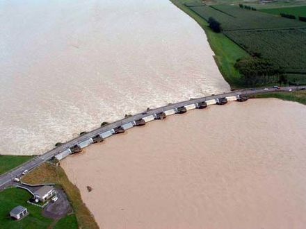 Moutoa Floodgate 6 Sept 2010