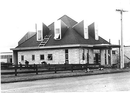 Classic Pennants building, Levin, 1971