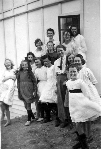 Shannon girls at Scout Camp, Plimmerton, January 1922