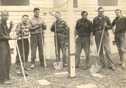 Erection of flagpole at Horowhenua College