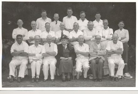Mrs Lett and men from RSA Bowling Club - Resource cover image