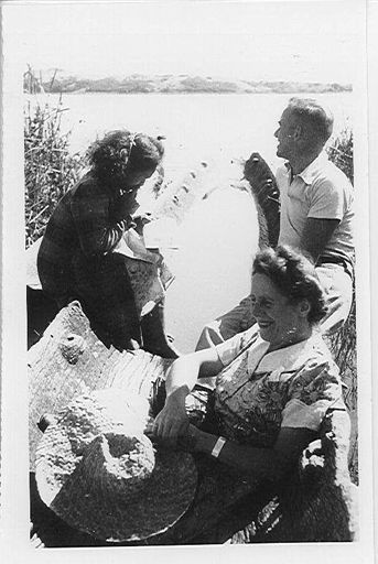 Group in Maori canoe at Lake Horowhenua