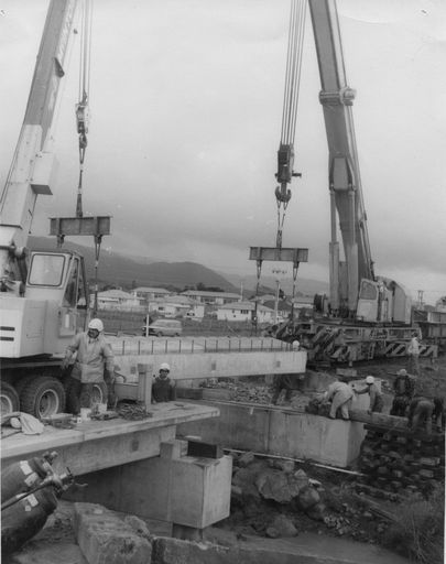 Reconstruction of Rail Bridge Over Pahatu Stream, Shannon, 1984