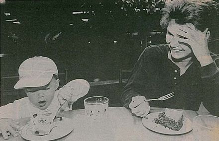 24 Hours in Horowhenua - 12.38 Tucking In