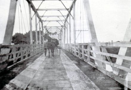 Horse & cart with 3 people on bridge across Manawatu River, Shannon, c.1910 - Resource cover image